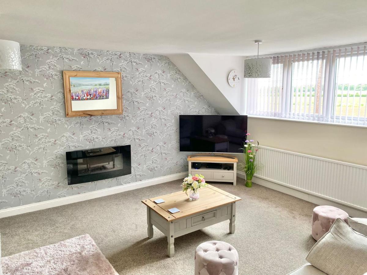 Red House Cottage - Peaceful - Views - Walks Lincoln Exterior foto